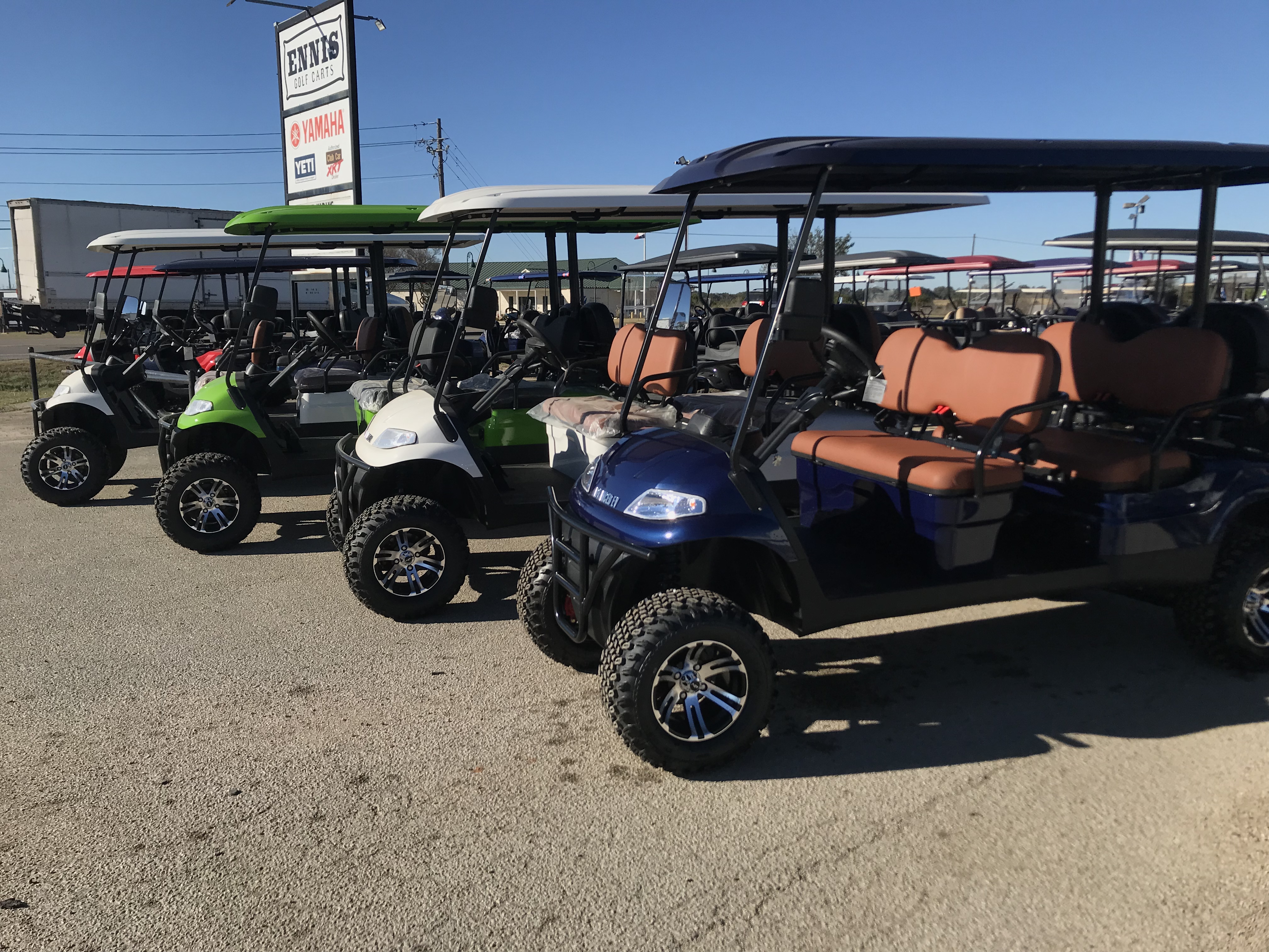 NEW ADVANCED EV 6 PASSENGER | Ennis Golf Carts