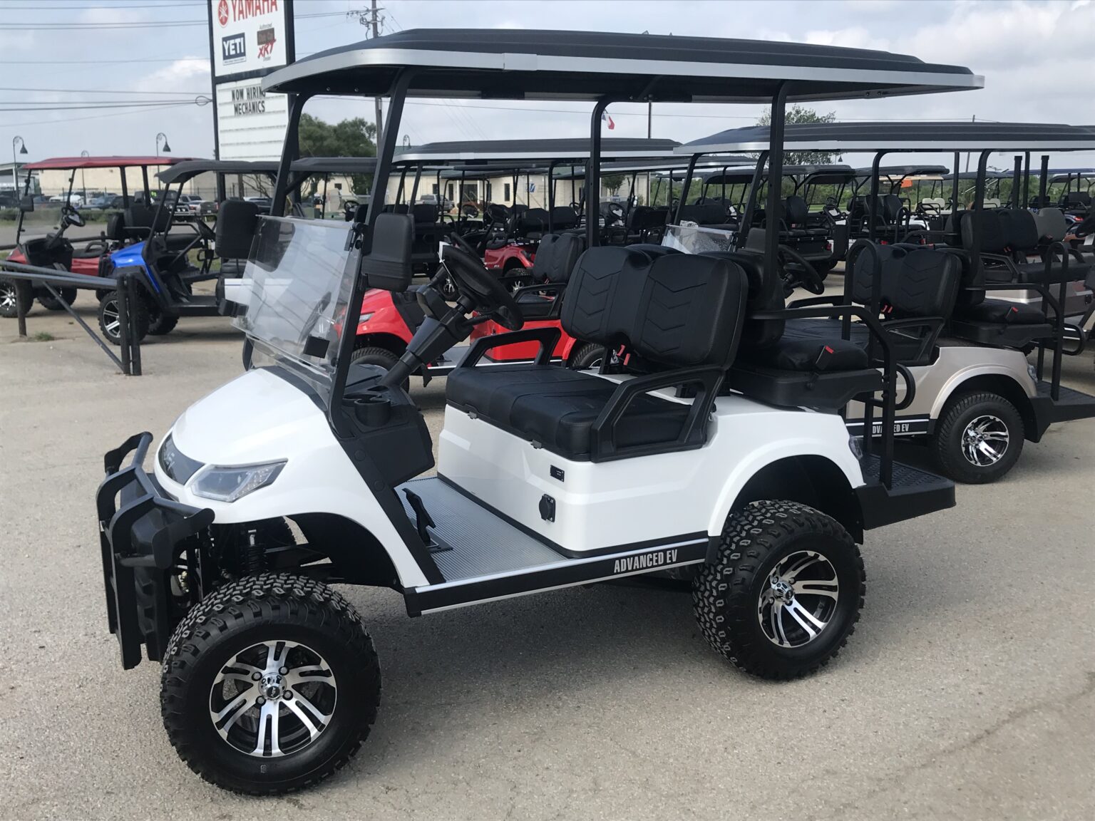 ADVANCED EV 4L Ennis Golf Carts
