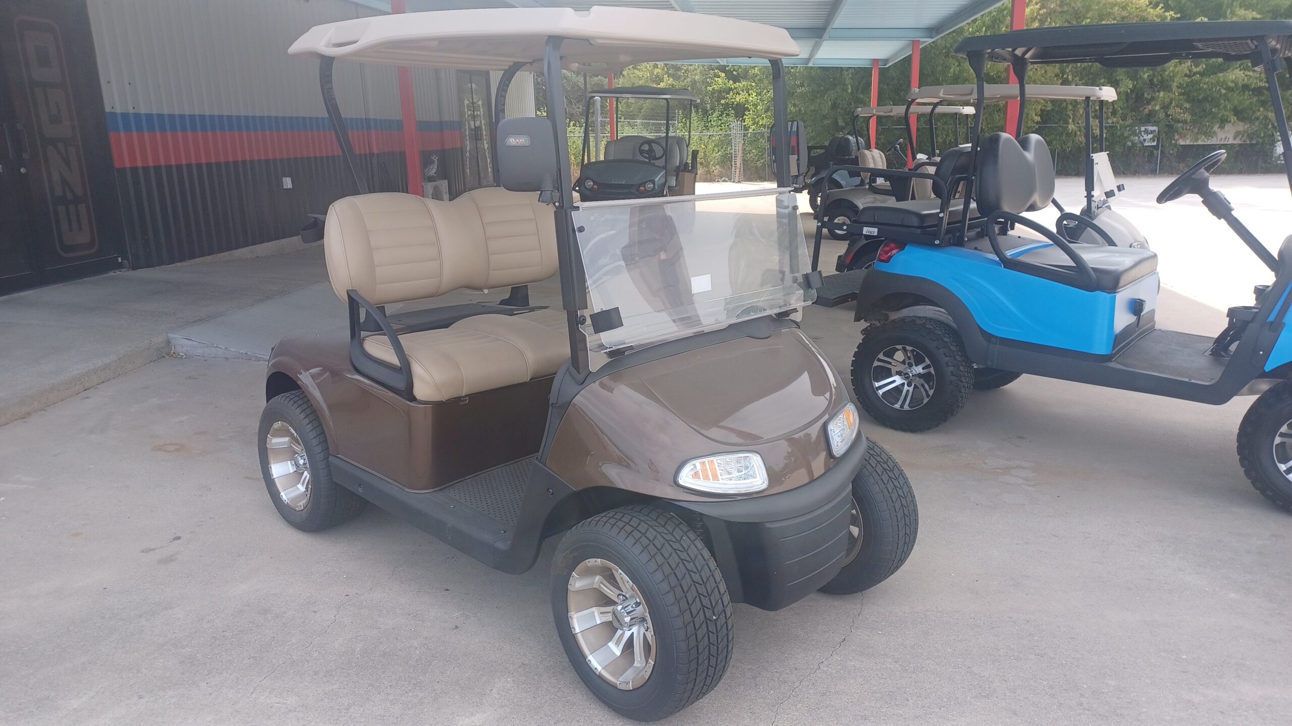 2019 E-Z-GO RXV ELITE 48 VOLT (4-12 VOLT) – BROWN